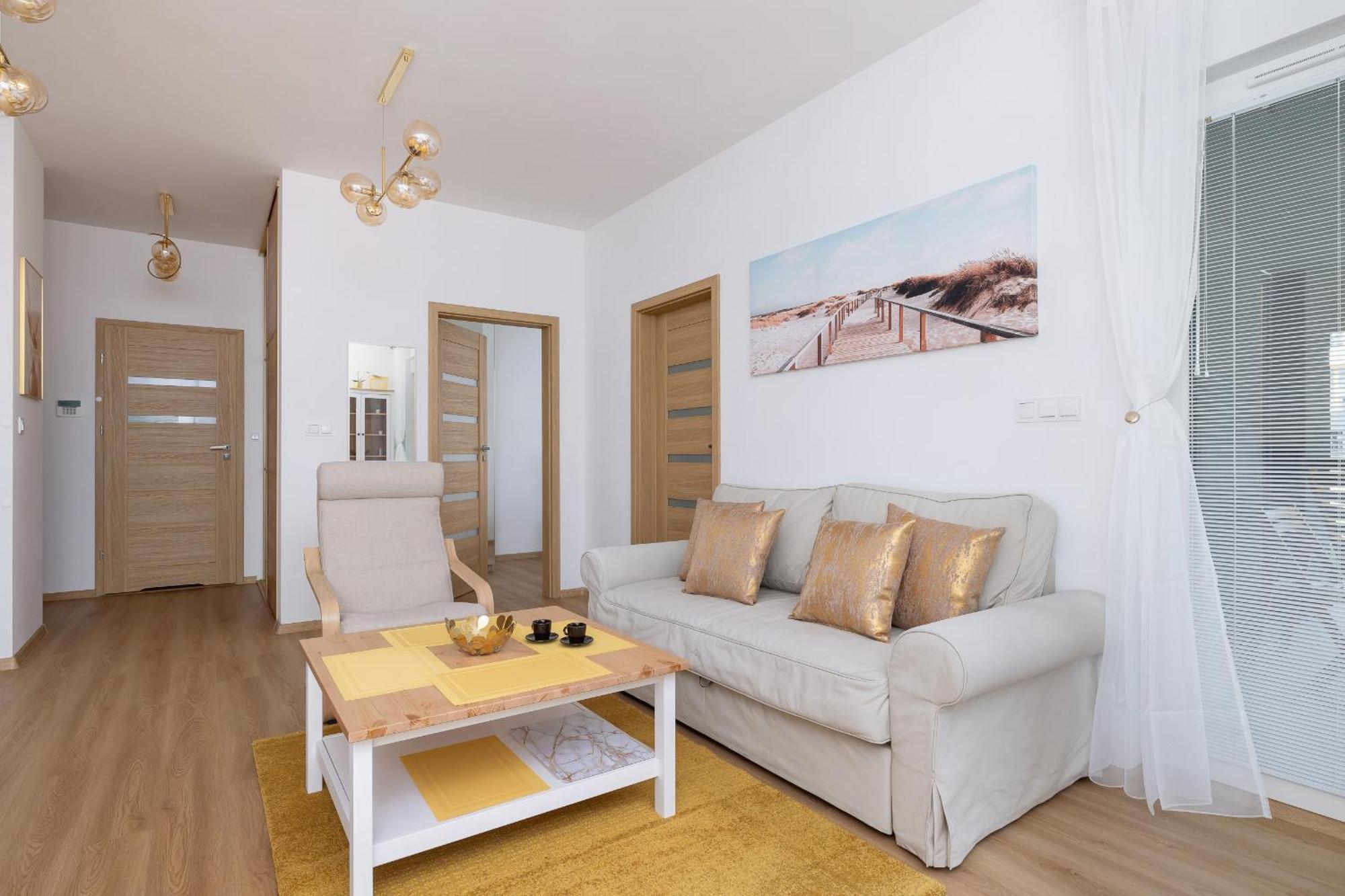 Luxury Two Bedroom Apartment With Terrace And Parking By Renters Prestige Katowice Exterior photo