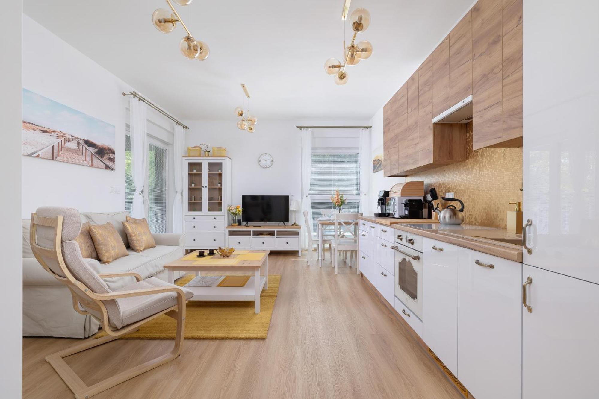 Luxury Two Bedroom Apartment With Terrace And Parking By Renters Prestige Katowice Exterior photo